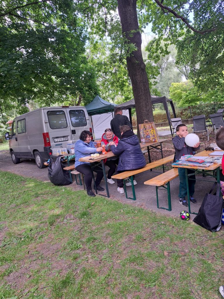 6112f12e-58a6-4016-81e2-d8376b8dc583