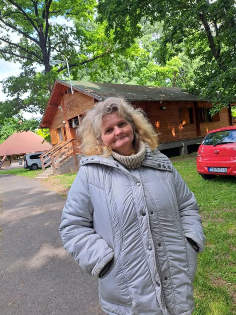 84d3e261-a55f-4888-b5a1-1de121bd0c65