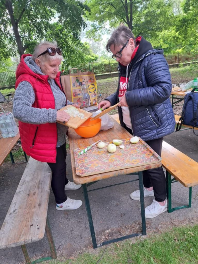 f8799a92-21e1-47fa-a730-e2c546c1caf6